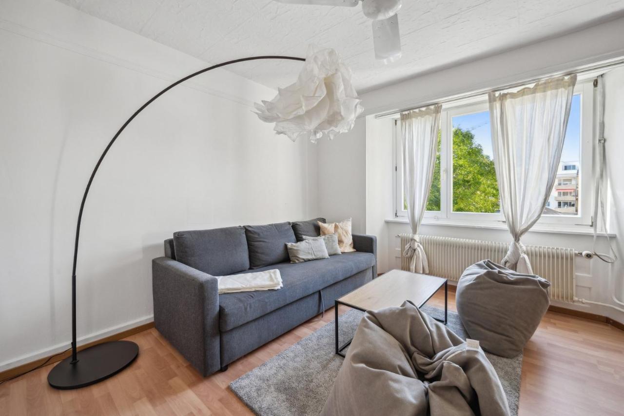 Homey Comfort In Oerlikon Zurich Bagian luar foto