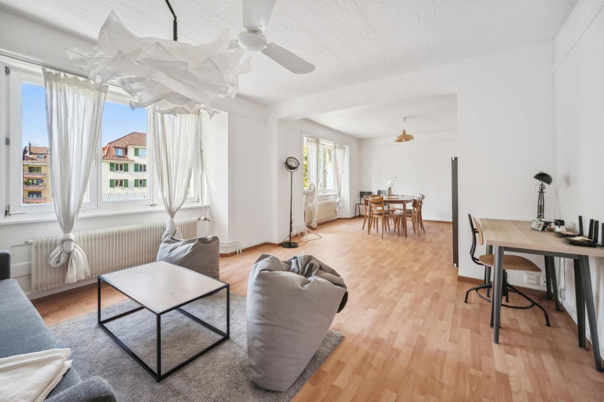 Homey Comfort In Oerlikon Zurich Bagian luar foto