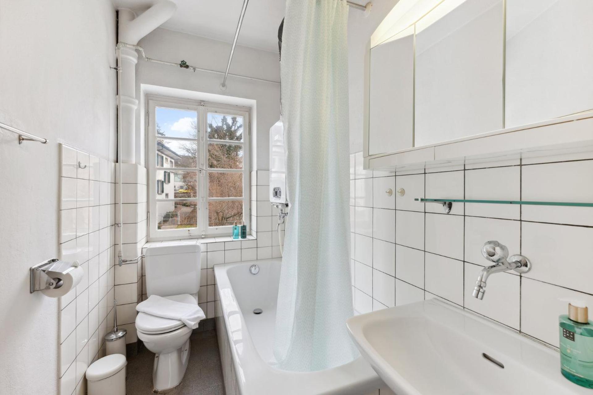 Homey Comfort In Oerlikon Zurich Bagian luar foto